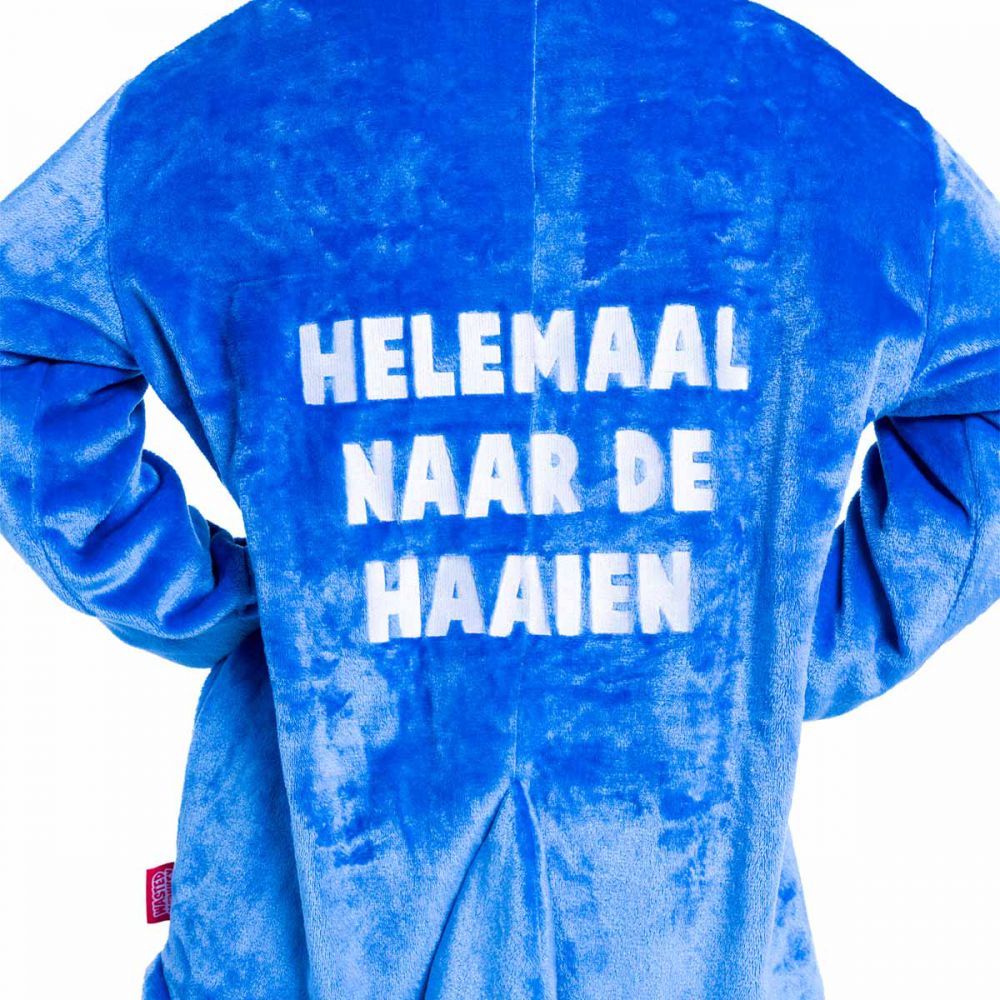 Een draagbare deken van een haai die zijn armen en voeten kan