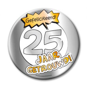 XL Button 25 jaar getrouwd