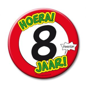 Button XL 8 jaar 